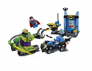 Lego Juniors. Лего Джуниорс. Бэтмен и Супермен против Лекса Лютора (Lego, 10724-L)